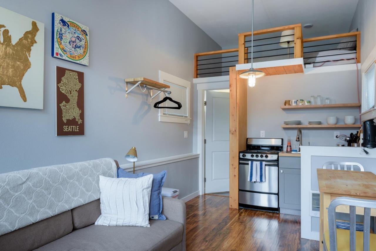 Tiny House By Kabino Mini Modern Tiny Home Heart Of Green Lake Pet Friendly Wifi Loft Up Ladder Plus Sleeper Sofa Сиэтл Экстерьер фото